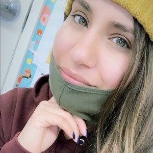 Meet your Posher, Thalia